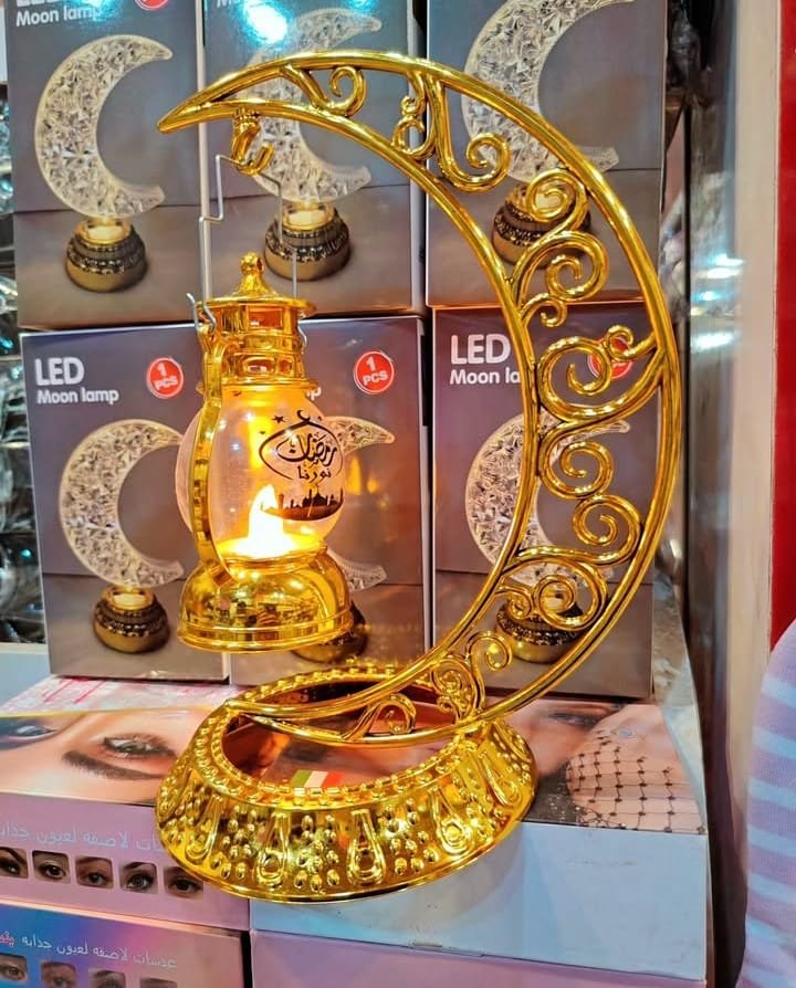 هلال رمضان مضى