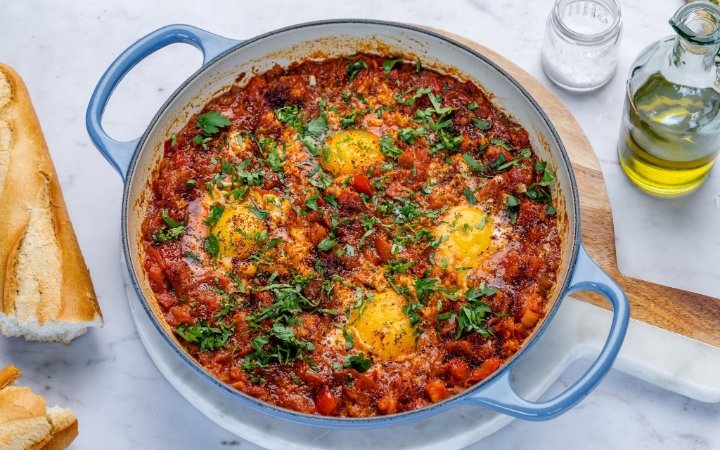 طبق شكشوكه وسط