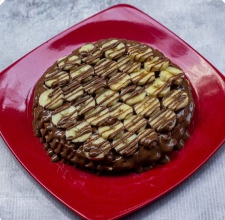 وافل بالموز مع صوص النوتيلا